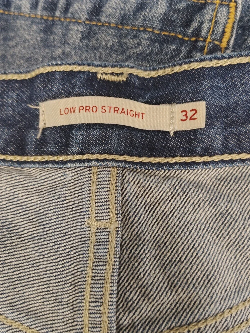 Levi's Relaxed Fit Men's Jeans Size 32 X 30 in Dark Blue Denim